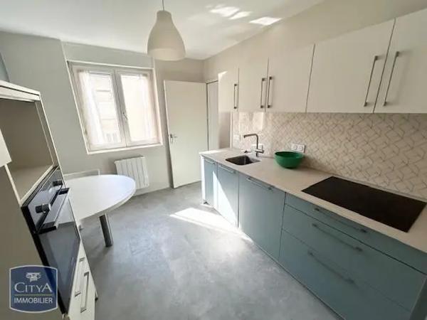 Appartement à louer 3 pièces 84.34m² Nantes (44000)