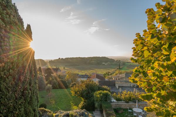 Visan (84820) PROPRIETE - 450 m² sur terrain de 3 400 m² avec piscine