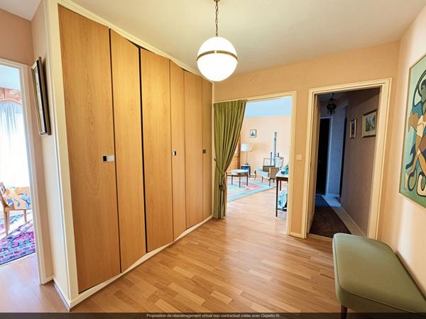 Appartement Orleans 3 pièces de 85.63 m2 avec balcon, ascenseur, parking et cave