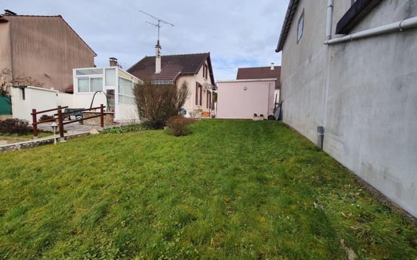 Maison à vendre    3 pièces •  Noiseau