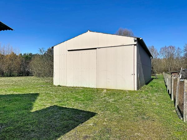 Maison à rénover à Vernoil Le Fourrier