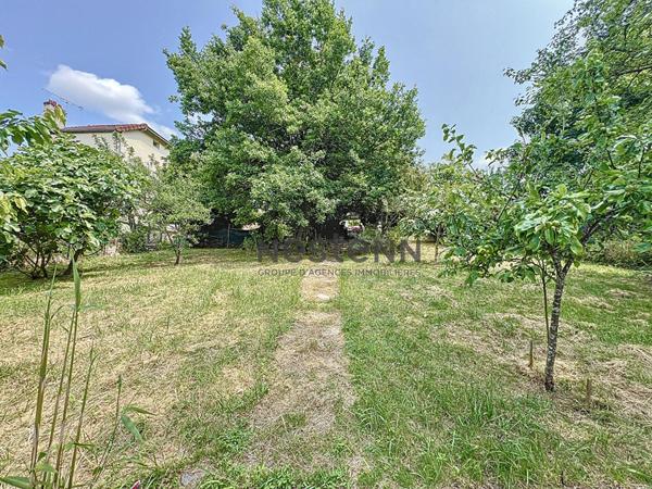 Maison individuelle Villeneuve Saint Georges 4 pièces sous-sol total.