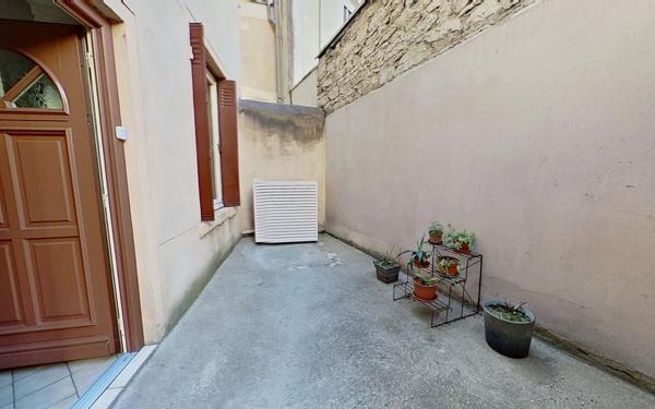 Appartement à vendre    2 pièces • 49 m2 Lyon 9
