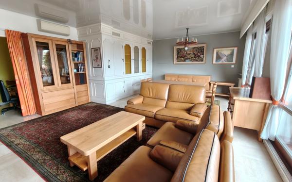 Appartement à vendre    3 pièces • 97,94 m2 Grenoble