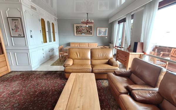 Appartement à vendre    3 pièces • 97,94 m2 Grenoble