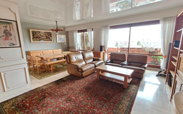 Appartement à vendre    3 pièces • 97,94 m2 Grenoble