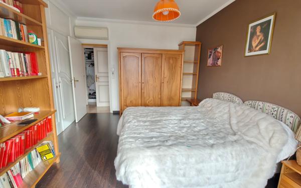 Appartement à vendre    3 pièces • 97,94 m2 Grenoble