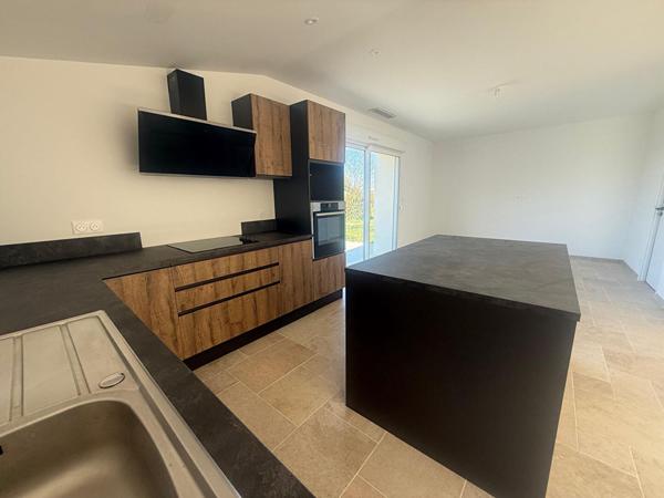 A vendre Maison entièrement rénovée de 142 m² sur terrain de 1 400 m² à 10 min de Pontonx-sur-l'Adour