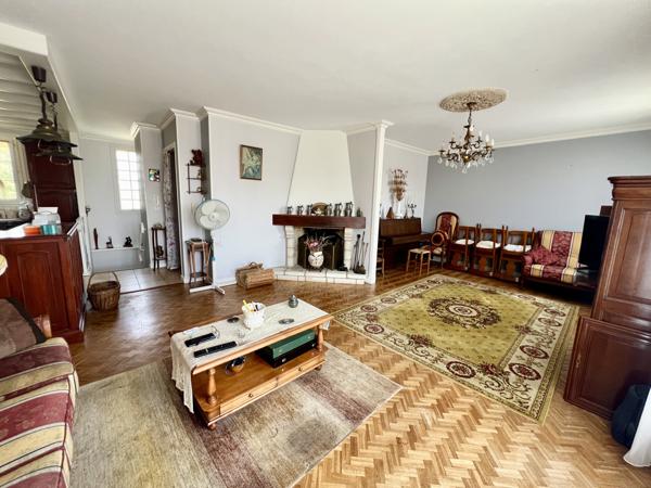 Fontaine-le-Comte (86240) FONTAINE LE COMTE MAISON 3 CHAMBRES - GARAGE - JARDIN