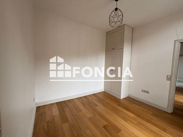 Location Appartement 2 pièces 47.7 m² - 2 BOULEVARD VASQUEZ Royat 63130