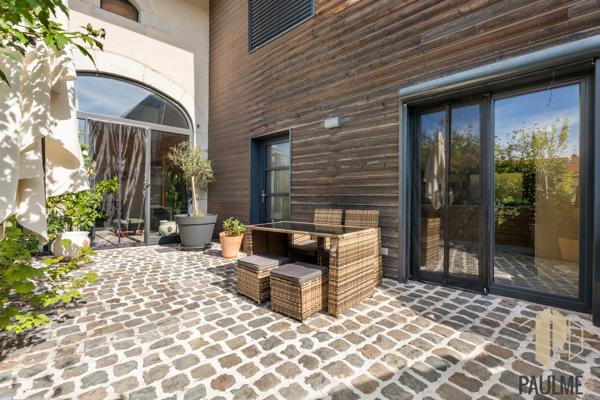 MAISON DE VILLAGE T4 EN TRIPLEX – 131,60 M² – TERRASSE – 2 STATIONNEMENTS – SERGY 01630