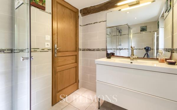 Maison 11 pièces 220 m²