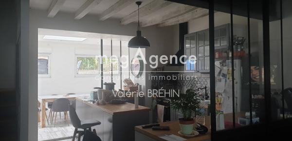 Maison à LAVAL, 53000 - 5 pièces 140m²