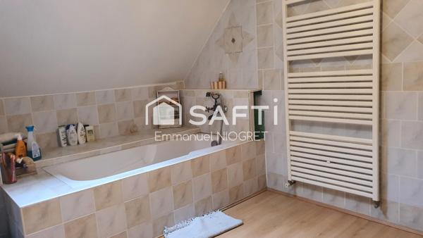 Très belle maison de village en pierre T7 avec 4 chambres