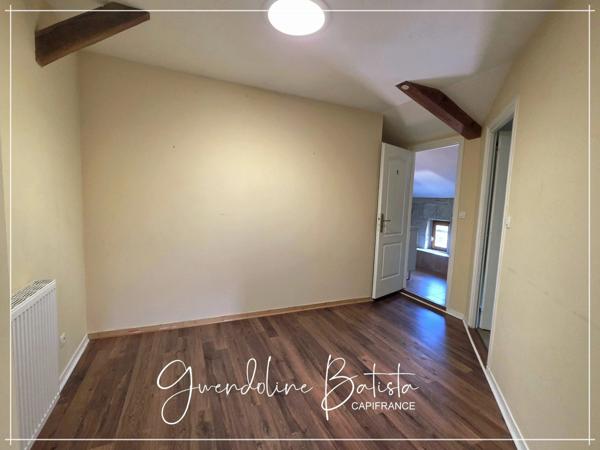 Propriété en Pierre 568m² - 2 Maisons d'habitation - 3 Gîtes - 2 Piscines sur 3,5 Ha de terrain