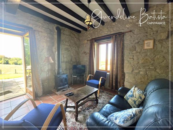 Propriété en Pierre 568m² - 2 Maisons d'habitation - 3 Gîtes - 2 Piscines sur 3,5 Ha de terrain