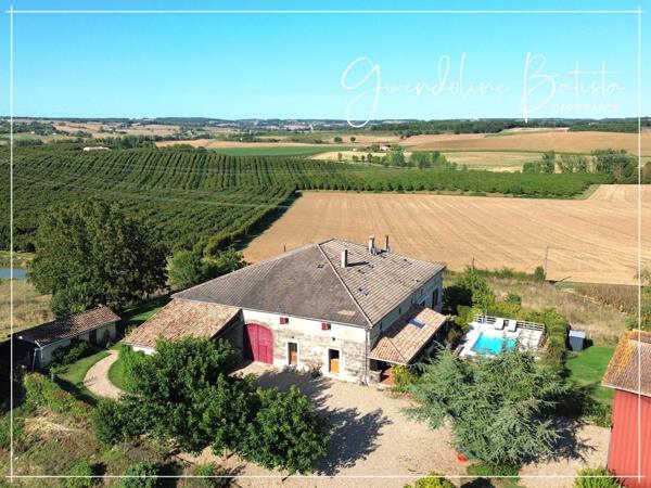 Propriété en Pierre 568m² - 2 Maisons d'habitation - 3 Gîtes - 2 Piscines sur 3,5 Ha de terrain