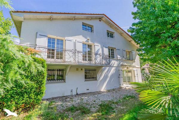 Maison à vendre |  Bègles |  8 pièces | 165 m²