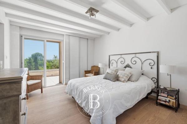 Aix-en-Provence, Maison 4 Chambres -  271 m² à vendre