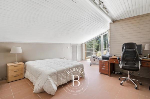 Aix-en-Provence, Maison 4 Chambres -  271 m² à vendre