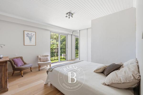 Aix-en-Provence, Maison 4 Chambres -  271 m² à vendre