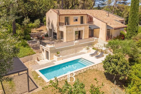 Aix-en-Provence, Maison 4 Chambres -  271 m² à vendre
