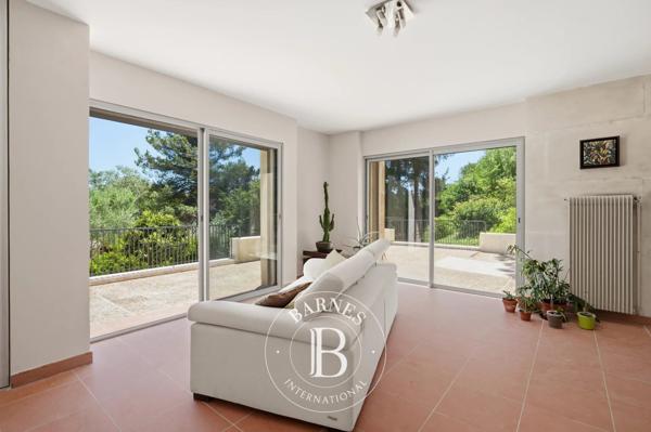 Aix-en-Provence, Maison 4 Chambres -  271 m² à vendre