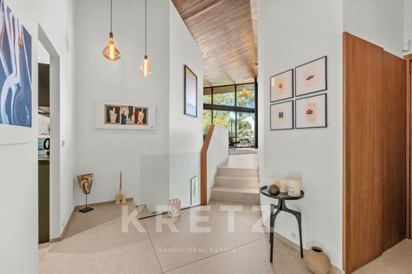 EXCLUSIVITE Villa d'architecte MOUGINS - Domaine fermé et sécurisé