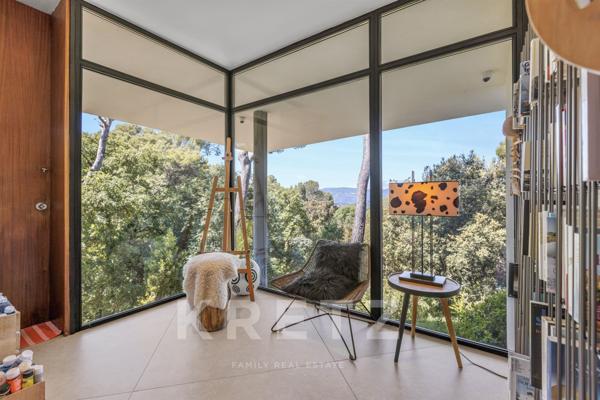 EXCLUSIVITE Villa d'architecte MOUGINS - Domaine fermé et sécurisé