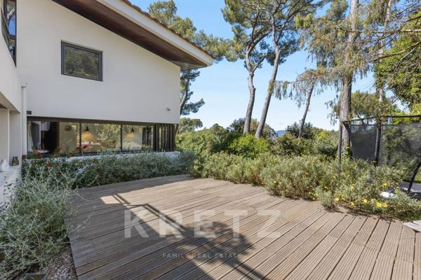 EXCLUSIVITE Villa d'architecte MOUGINS - Domaine fermé et sécurisé