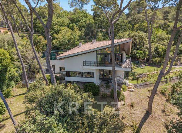 EXCLUSIVITE Villa d'architecte MOUGINS - Domaine fermé et sécurisé