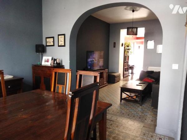 VALENCIENNES SECTEUR PRISE MAISON DE VILLE MITOYENNE RENOVEE