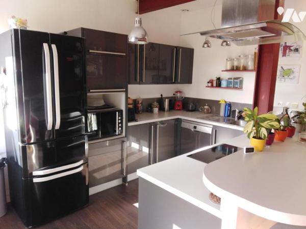 VALENCIENNES SECTEUR PRISE MAISON DE VILLE MITOYENNE RENOVEE