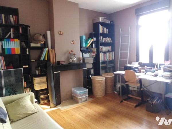 VALENCIENNES SECTEUR PRISE MAISON DE VILLE MITOYENNE RENOVEE