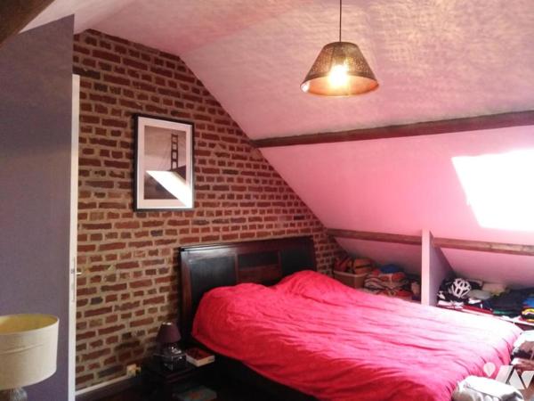 VALENCIENNES SECTEUR PRISE MAISON DE VILLE MITOYENNE RENOVEE