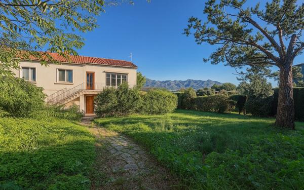 Maison à vendre    7 pièces • 184,92 m2 Aubagne