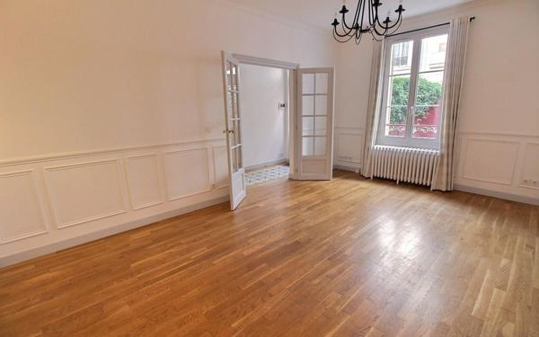 Maison à louer    7 pièces • 134 m2 Vincennes