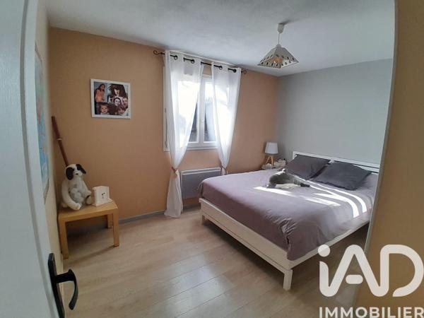 Maison à vendre 6 pièces 128 m² Saint-Marcellin-en-Forez