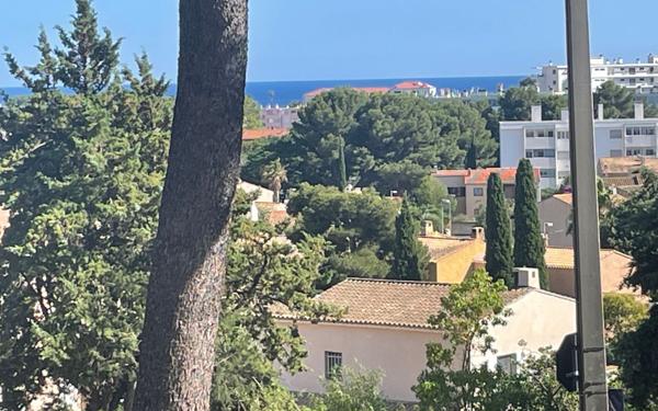 Appartement à vendre    3 pièces • 72 m2 La Seyne-sur-Mer