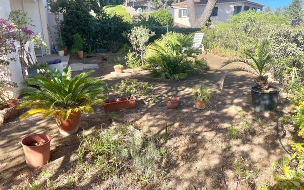 Appartement à vendre    3 pièces • 72 m2 La Seyne-sur-Mer