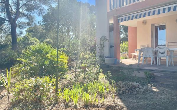 Appartement à vendre    3 pièces • 72 m2 La Seyne-sur-Mer