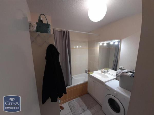 Appartement à louer 2 pièces 44.01m²