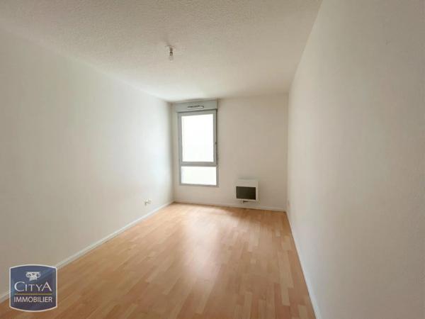 Appartement à louer 2 pièces 44.01m² Limoges (87100)