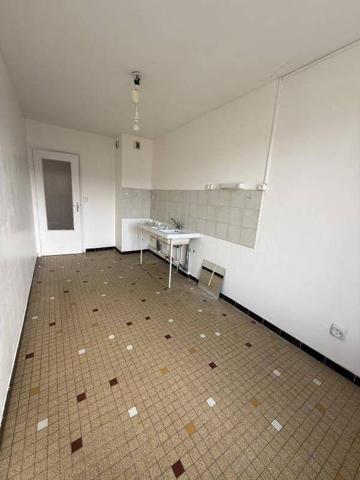 Résidence LES BOULEUX BAT B - F4 au 3ème étage d'un immeuble sécurisée