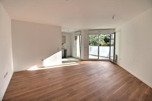Appartement Suresnes 4 pièce(s) 85.63 m2