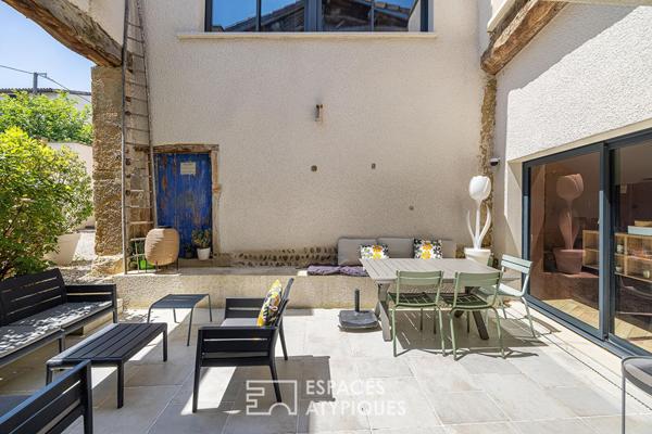 Ancienne ferme rénovée avec patio