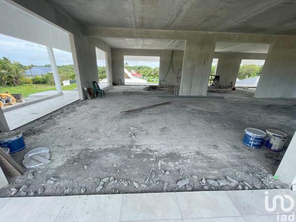 Location boutique/local commercial 132 m² Morne-à-l'Eau