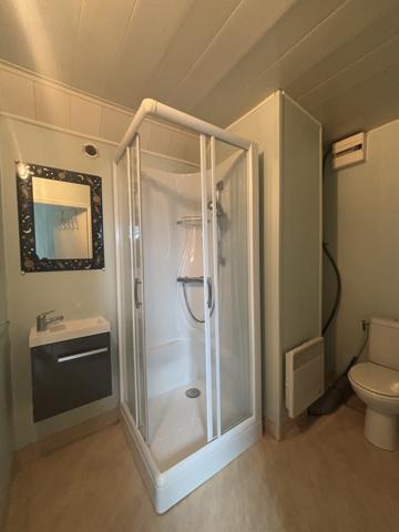 CHATILLON SUR SEINE : Pavillon de 1981 ,125m² sur terrain clôt arboré, piscine et garage. Châtillon-sur-Seine (21400)