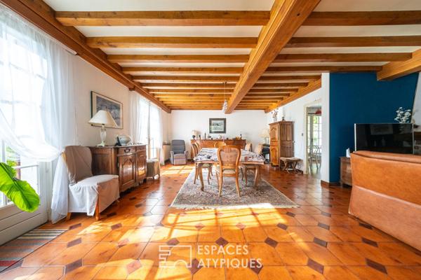 Maison de charme à réinventer en pleine verdure