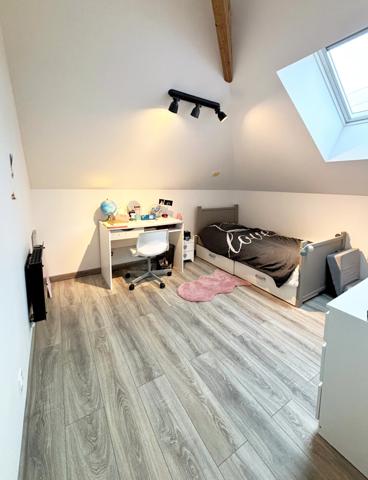 Flins-sur-Seine (78410) Maison de ville FAMILIALE - CENTRE DE FLINS - 159m² utiles - 5 CHAMBRES - PARKING